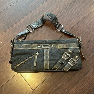 Vintage Guess Purse 👜